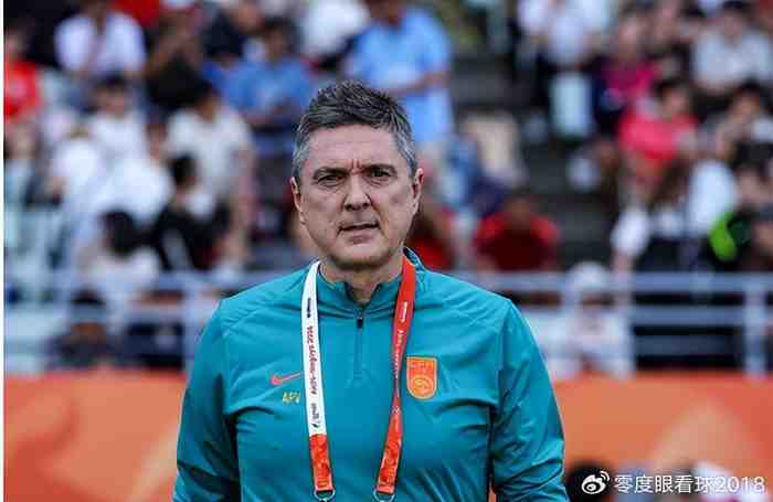 前国脚徐亮一针见血指出:不应该神话安东尼奥,他带国足照样露馅